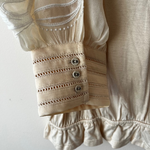 BY ANTHROPOLOGIE Embroidered blouse size L - Picture 6 of 7
